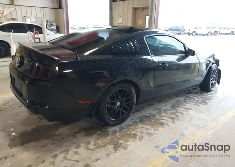2014 Ford Mustang из США, поврежденный, VIN 1ZVBP8AM6E5326770
